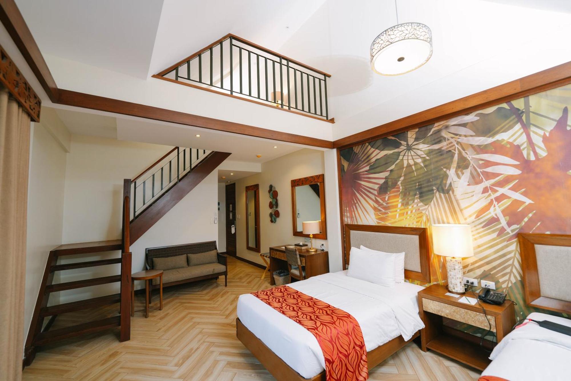 La Jolla Luxury Beach Resort Bagac Exterior photo